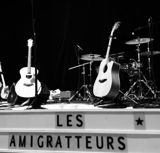 Chanson française attentive